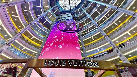 louis vuitton jakarta.